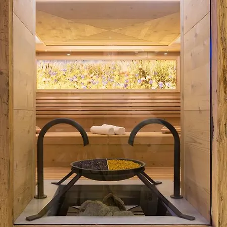 格斯力可酒店 4* 圣安东阿尔贝格