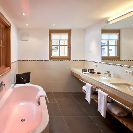 Gletscherblick Hotel 4*